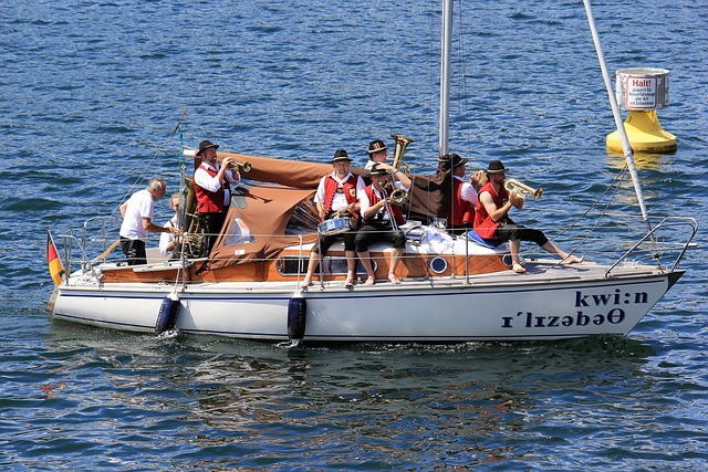 27分钟砍25分3断！山东争议锋线打出生涯之夜，邱彪真是慧眼识珠.