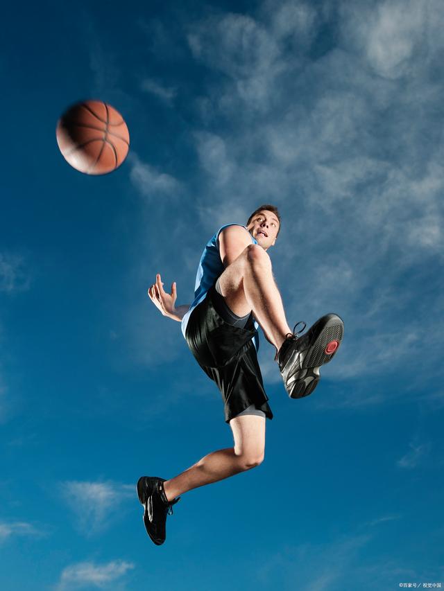 门一脚的欠 门一脚的欠